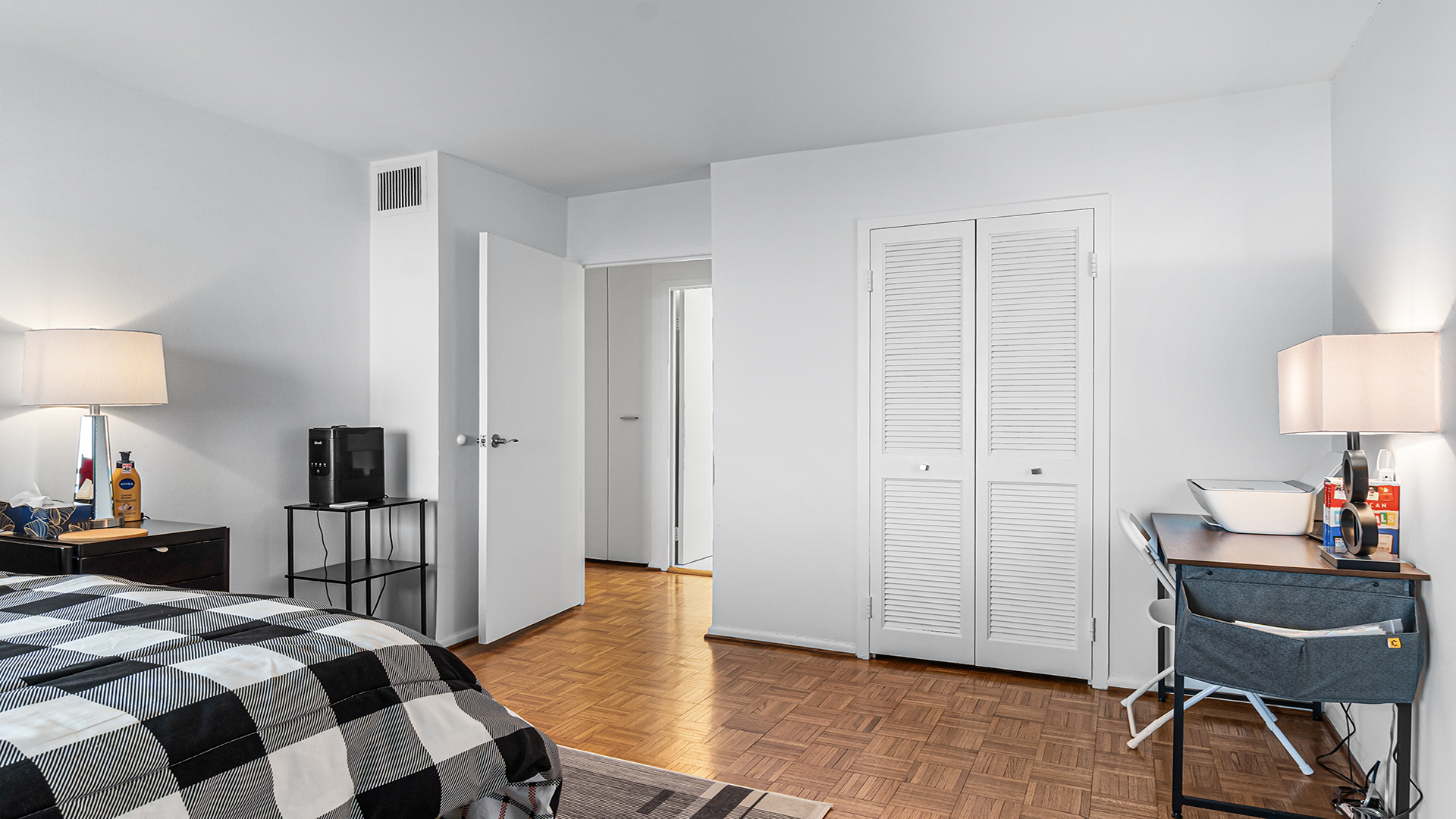 6007 North Sheridan Road, Unit 34G Chicago, IL 60660 - Photo 9 of 20