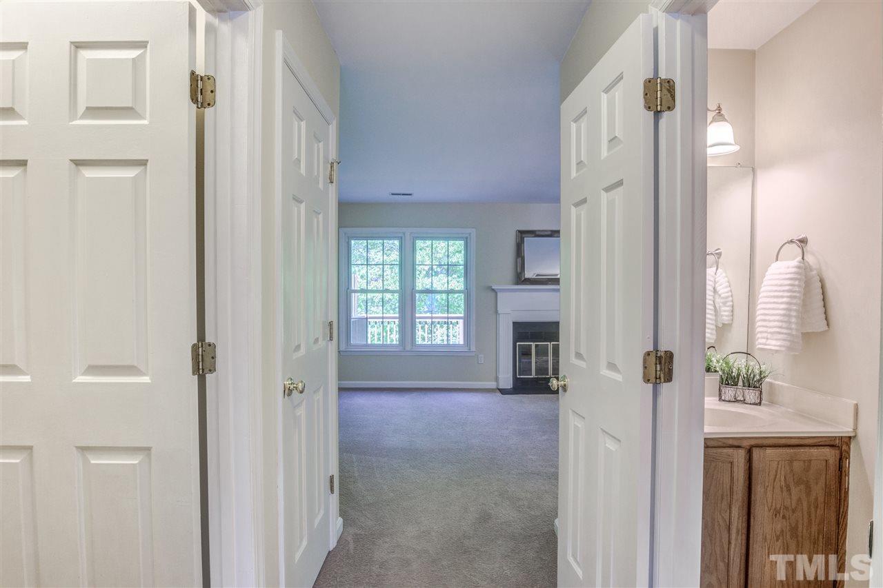 130 Shady Spring Place Durham, NC 27713 - Photo 3 of 29 Gallery Image 3
