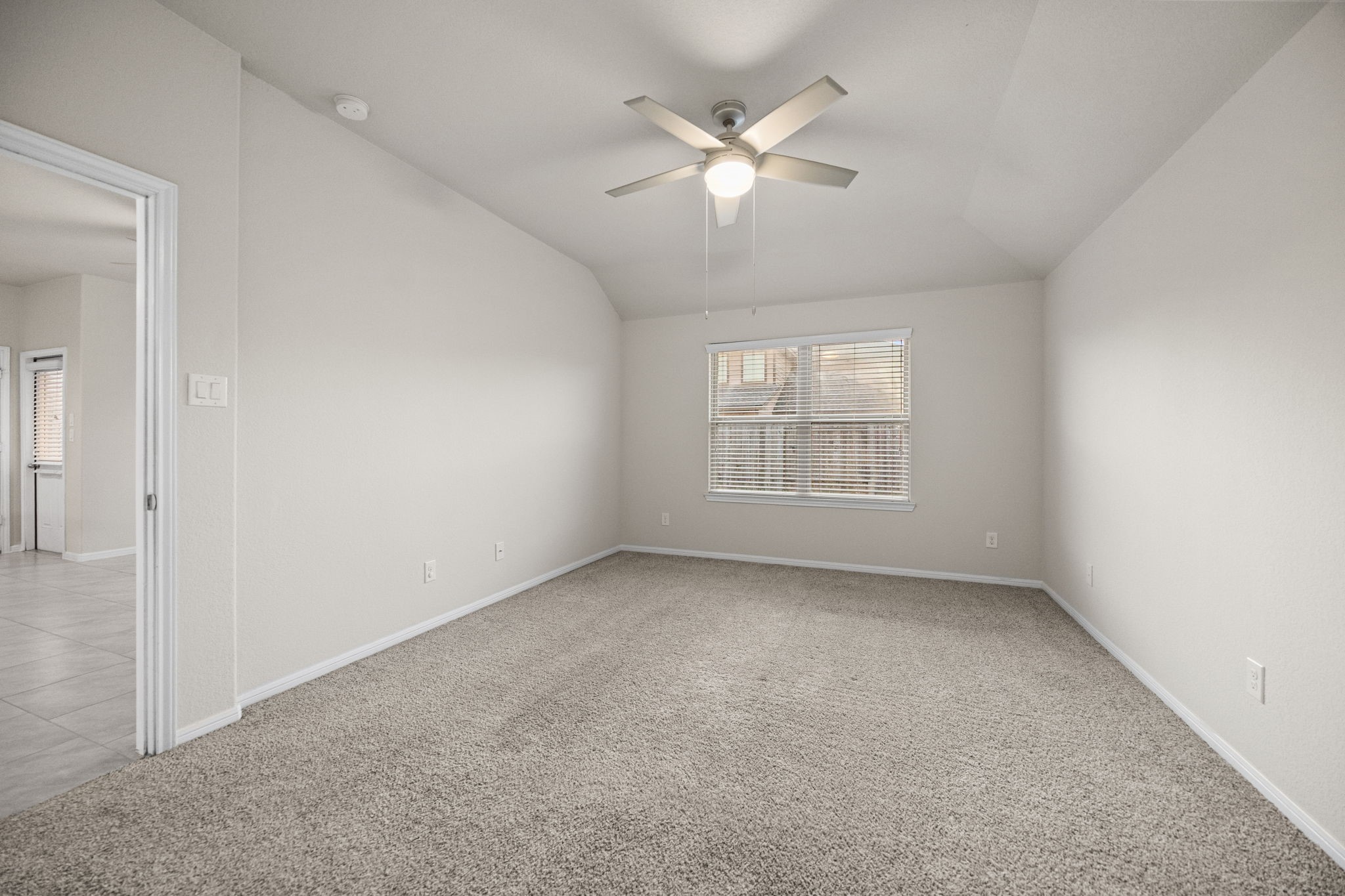 8014 Ecru Lane Rosharon, TX 77583 - Photo 13 of 34