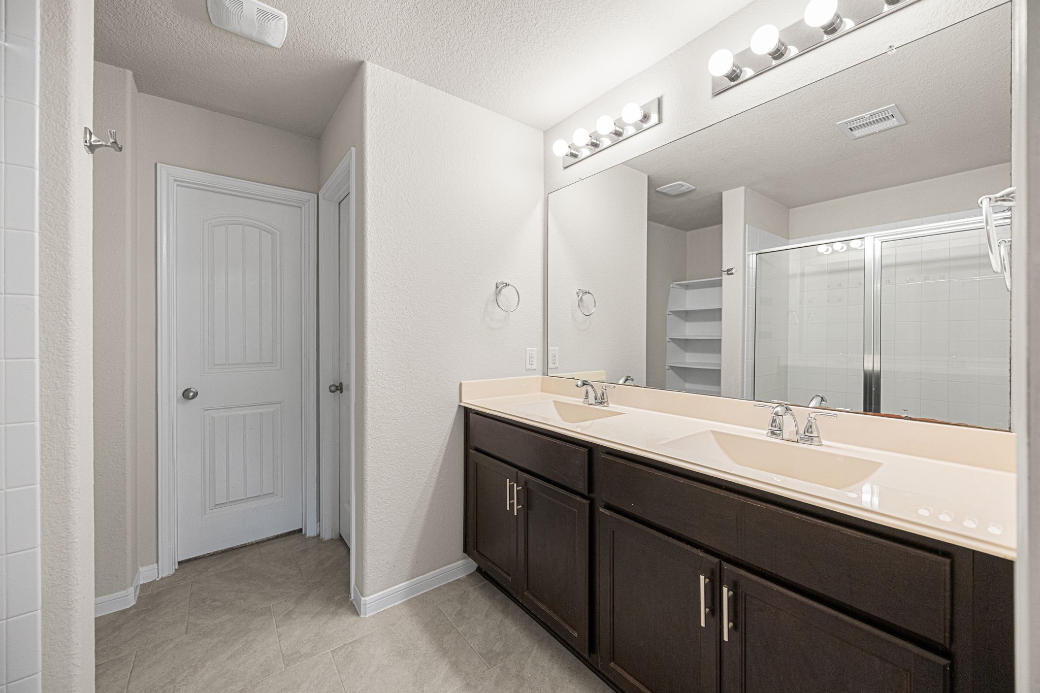 8014 Ecru Lane Rosharon, TX 77583 - Photo 16 of 34