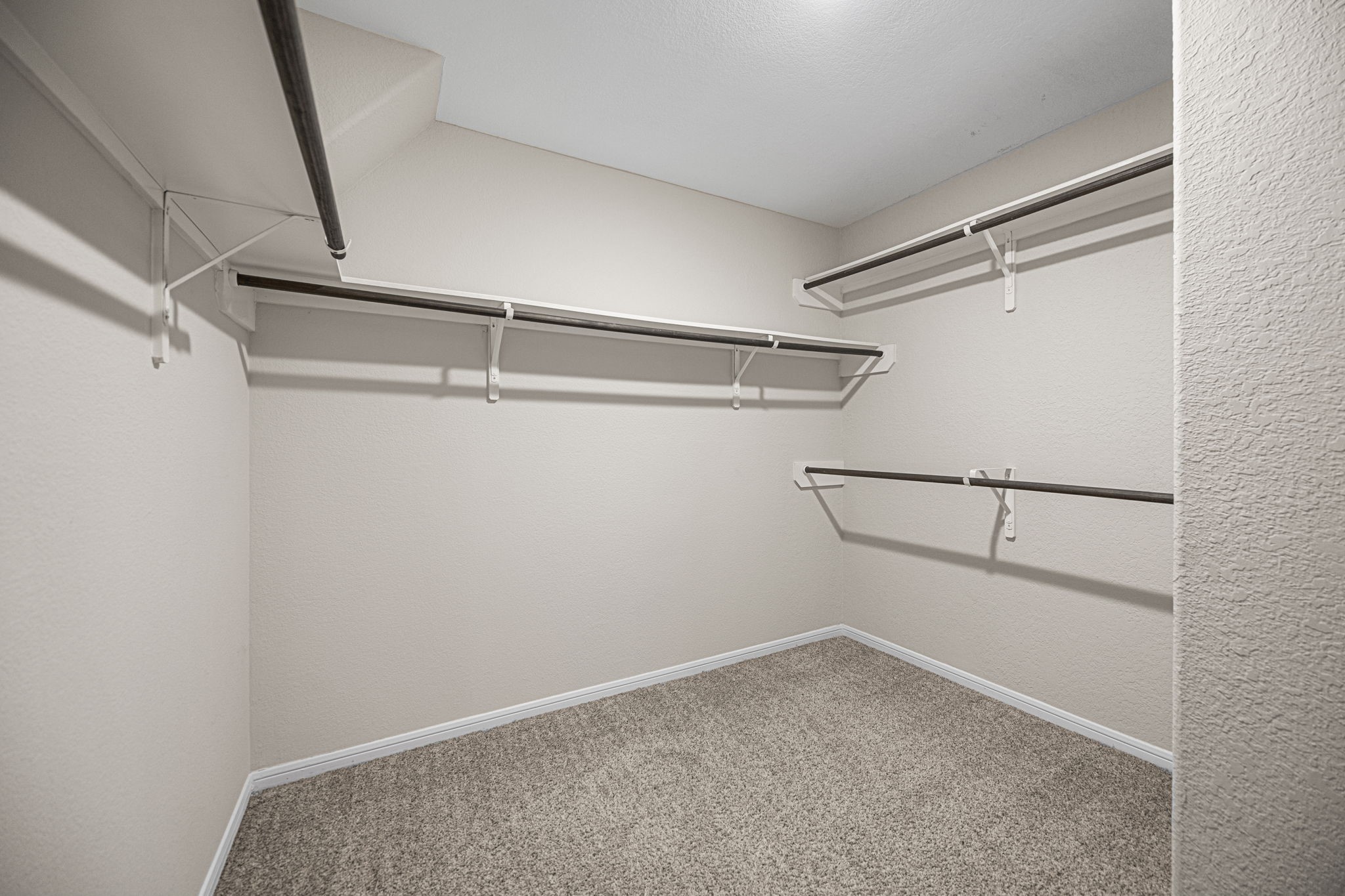 8014 Ecru Lane Rosharon, TX 77583 - Photo 18 of 34