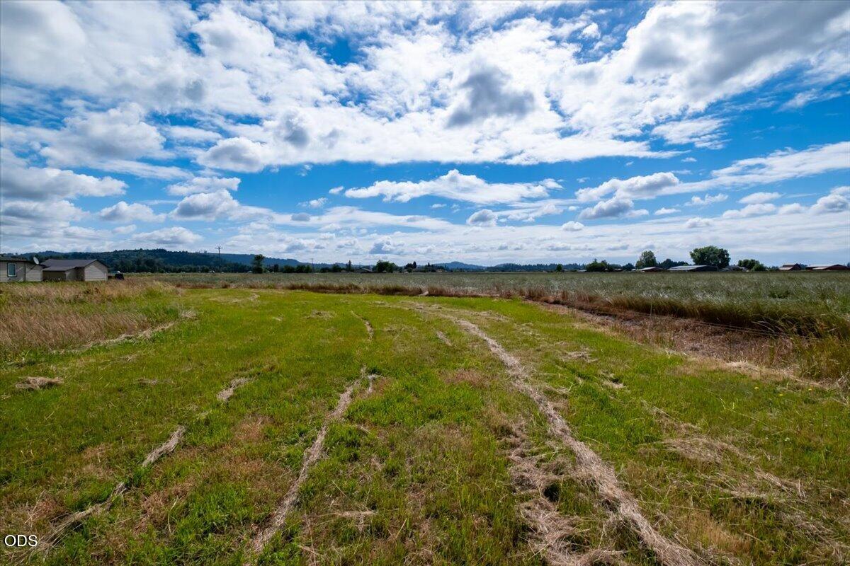 Undisclosed Address Jefferson, OR 97352 - Photo 26 of 36