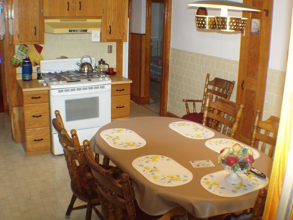 73 Governor Winthrop Road Somerville, MA 02145 - Photo 9 of 26 Gallery Image 9