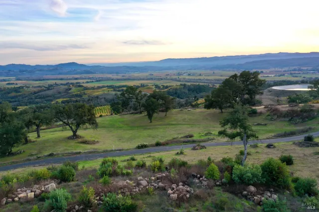 $2,100,000 | 500 Artisan Circle, Geyserville, CA 95441