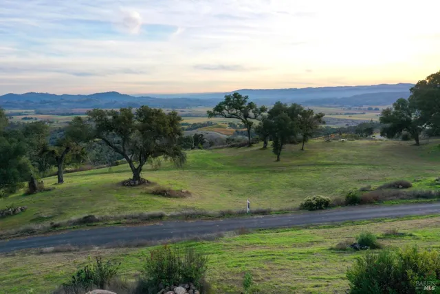 $2,100,000 | 500 Artisan Circle, Geyserville, CA 95441