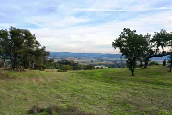 $2,100,000 | 500 Artisan Circle, Geyserville, CA 95441