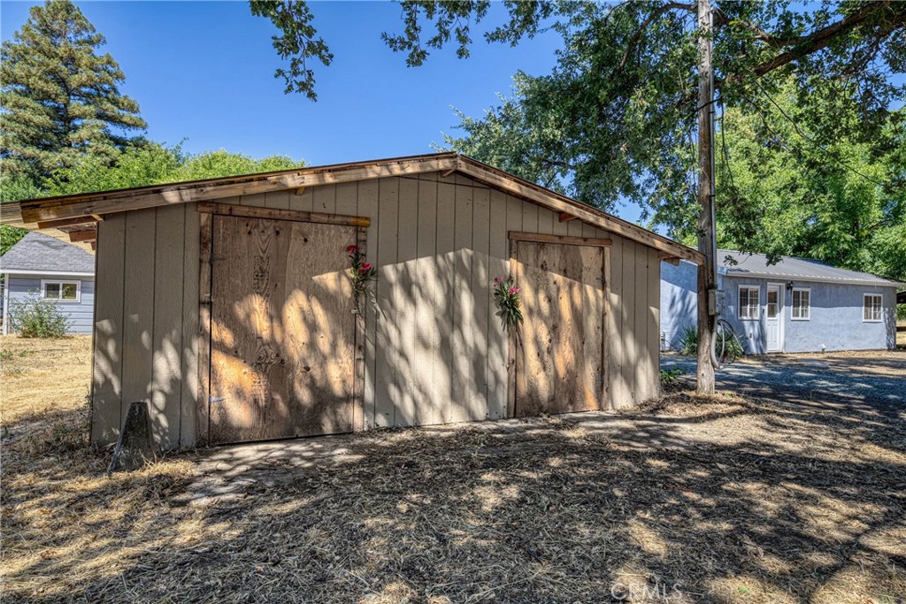 1980 Big Valley Road Lakeport, CA 95453 - Photo 47 of 56 a backyard of a house