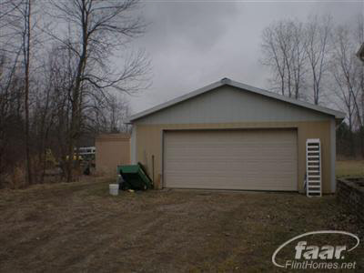 4606 Skelton Road Columbiaville, MI 48421 - Photo 3 of 10 20243286-2.JPG