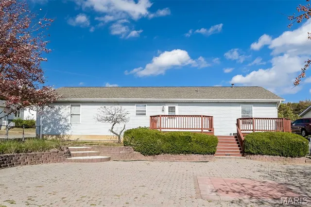 $2,295 | 1094 Eagle Nest Drive, Festus, MO 63028