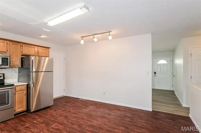 $2,295 | 1094 Eagle Nest Drive, Festus, MO 63028