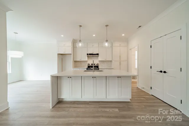 $515,000 | 812 Hardin Street, Lancaster, SC 29720