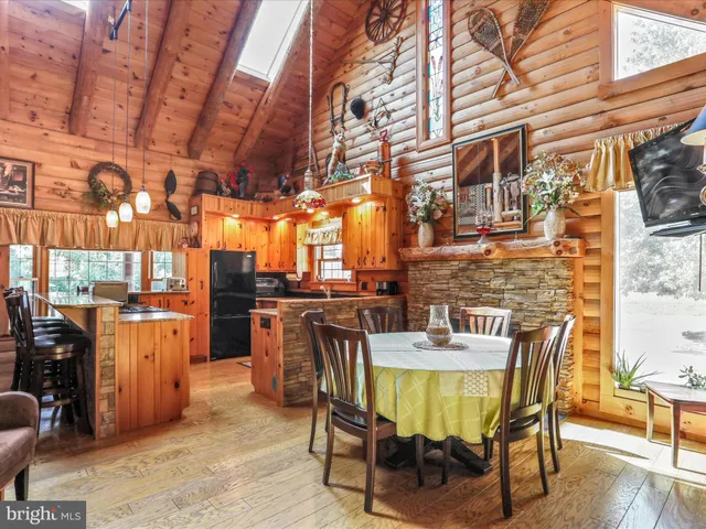 $1,000,000 | 14122 Mercersburg Road, Clear Spring, MD 21722