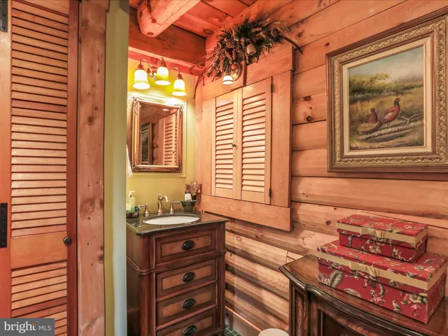 $1,000,000 | 14122 Mercersburg Road, Clear Spring, MD 21722