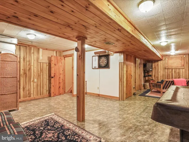 $1,000,000 | 14122 Mercersburg Road, Clear Spring, MD 21722