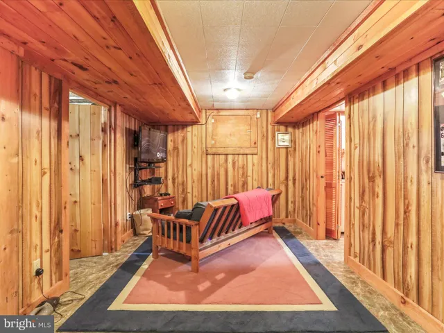 $1,000,000 | 14122 Mercersburg Road, Clear Spring, MD 21722