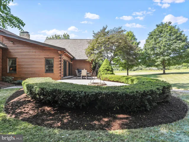 $1,000,000 | 14122 Mercersburg Road, Clear Spring, MD 21722
