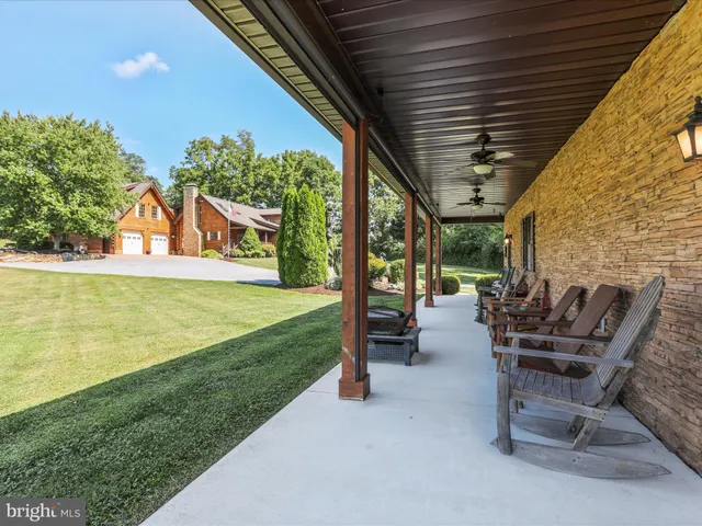 $1,000,000 | 14122 Mercersburg Road, Clear Spring, MD 21722