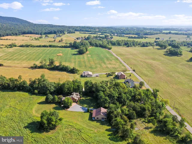 $1,000,000 | 14122 Mercersburg Road, Clear Spring, MD 21722