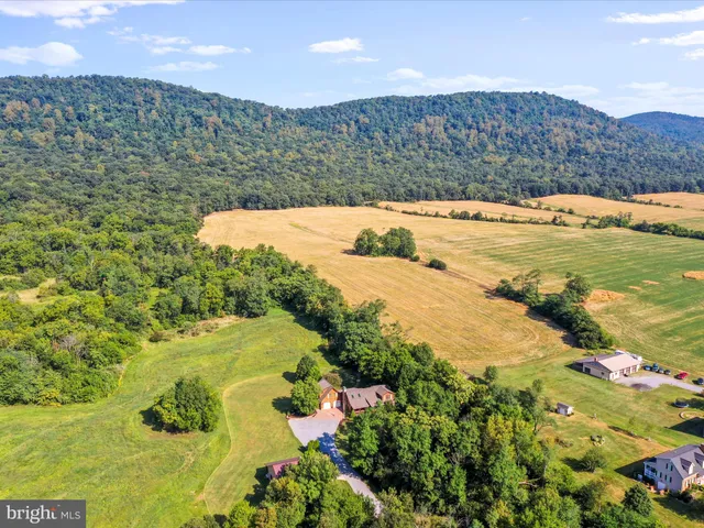 $1,000,000 | 14122 Mercersburg Road, Clear Spring, MD 21722