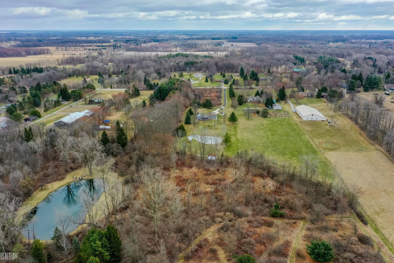 4692 Bishop Road Dryden, MI 48428 - Photo 5 of 35 50171882-946fdd21-a73a-4583-bc03-9d1b7b2dea00.JPG