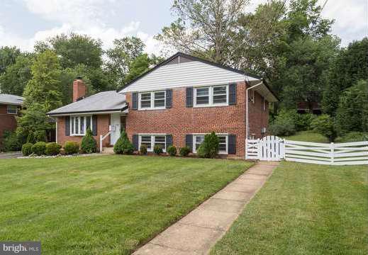 7002 Churchill Road McLean, VA 22101 - Photo 1 of 20 Exterior Front