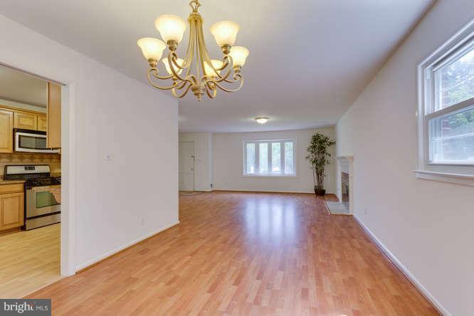 7002 Churchill Road McLean, VA 22101 - Photo 6 of 20 Dining Room