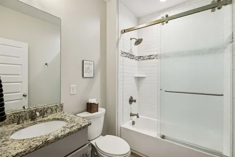 $899,000 | 952 9th Avenue South, Nashville, TN 37203