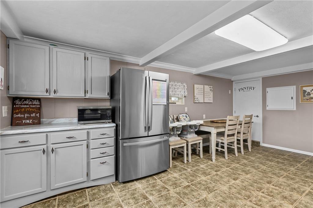 1526 Millers Run Road McDonald, PA 15057 - Photo 11 of 39 Gallery Image 11