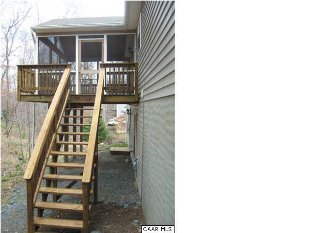 43 Amethyst Road Palmyra, VA 22963 - Photo 15 of 31 a view of balcony