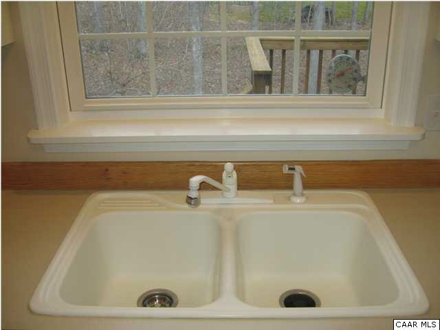 43 Amethyst Road Palmyra, VA 22963 - Photo 8 of 31 a close view of sink