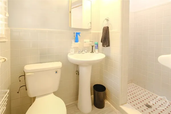 $2,500 | 1380 Ivywood Drive, Athens, GA 30606