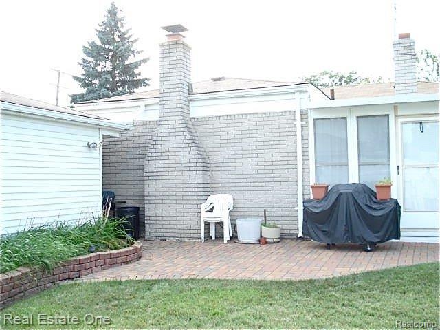 32560 Kelly Road Roseville, MI 48066 - Photo 5 of 12 DSC04763