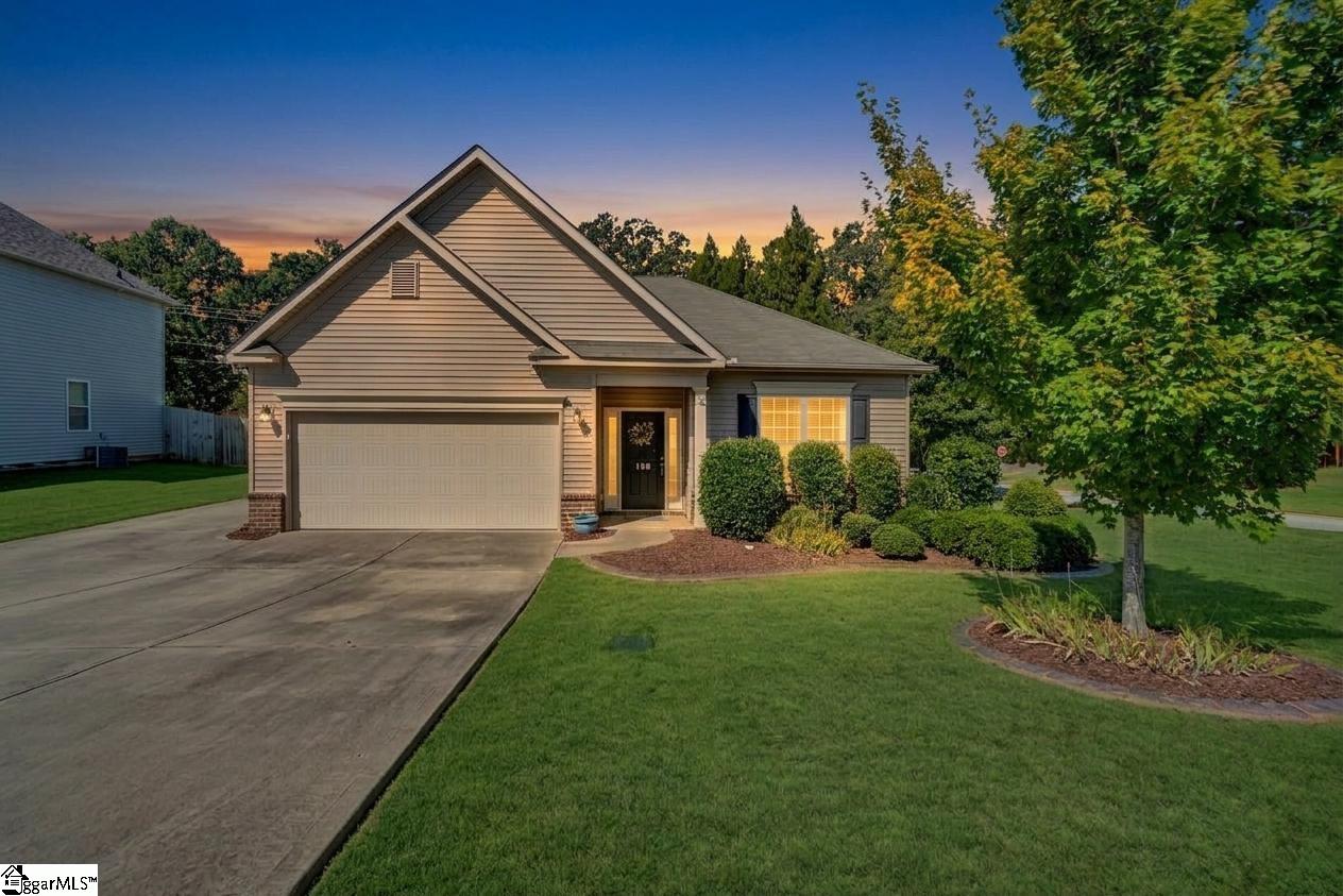 100 Amherst Way Easley, SC 29642 - Photo 1 of 50