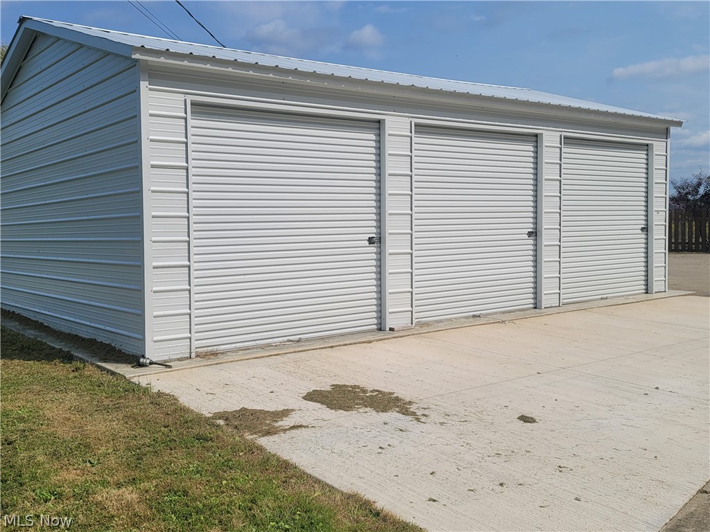 3146 Pinney Topper Road Jefferson, OH 44047 - Photo 33 of 35 And even more garage space!