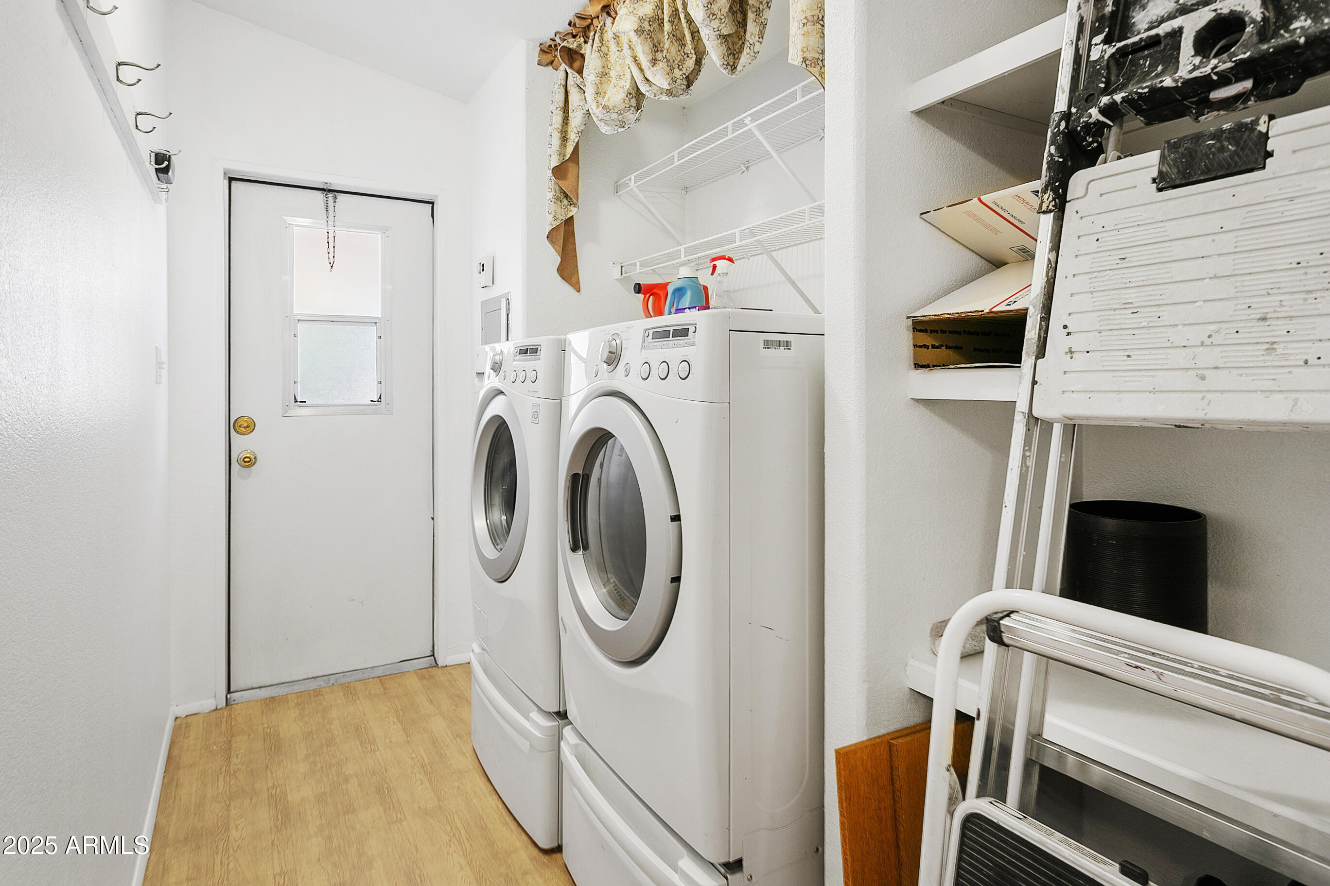 16416 North 33rd Way Phoenix, AZ 85032 - Photo 16 of 31 a utility room with dryer and washer