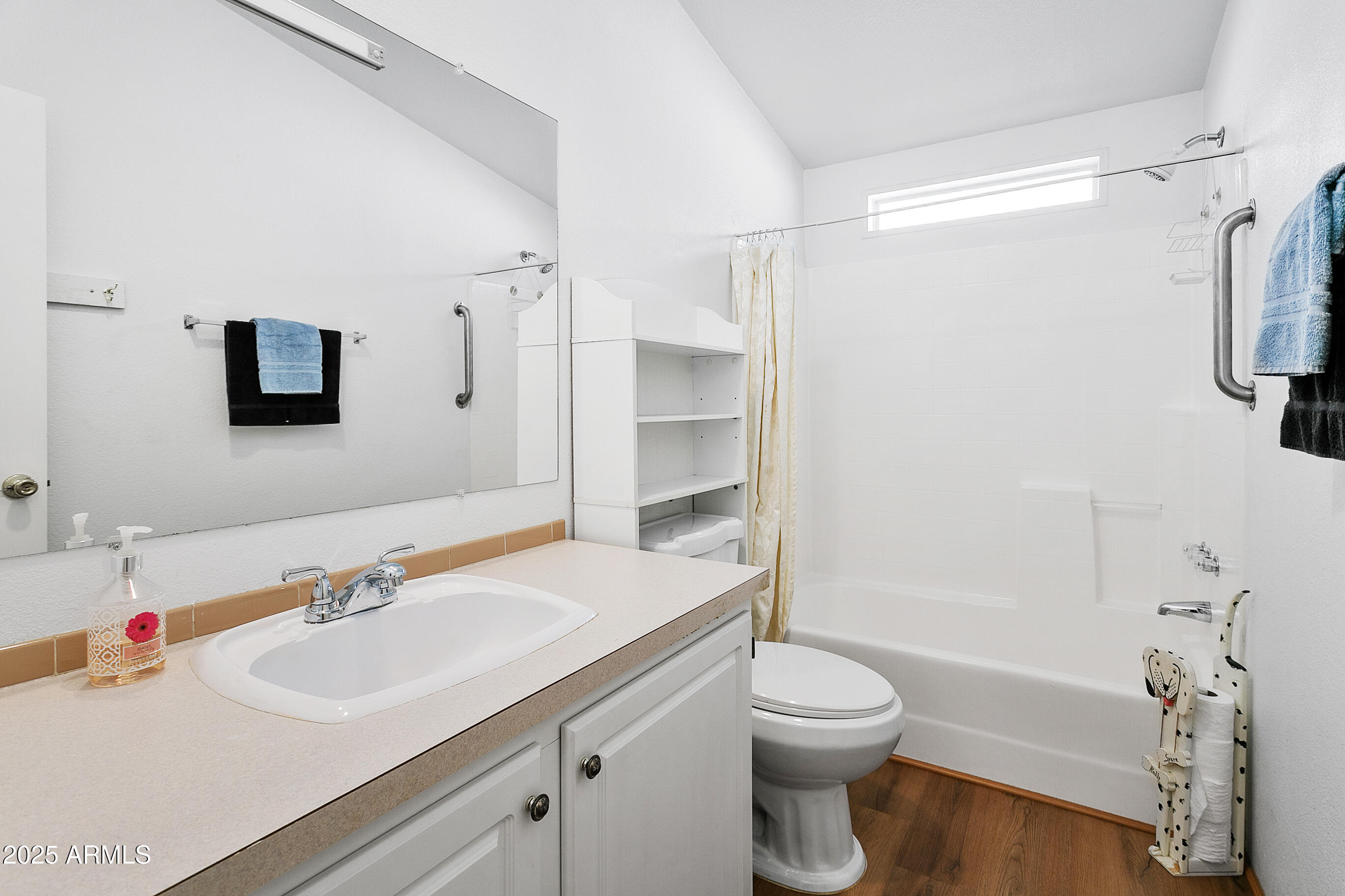 16416 North 33rd Way Phoenix, AZ 85032 - Photo 23 of 31 a bathroom with a sink toilet tub and shower