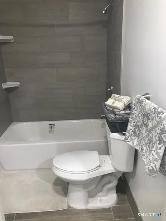 $2,600 | 531 East Street, New Haven, CT 06511