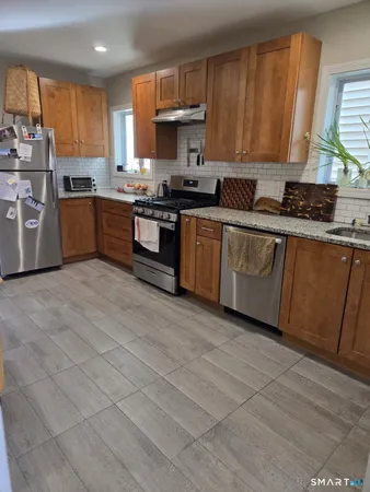 $2,600 | 531 East Street, New Haven, CT 06511