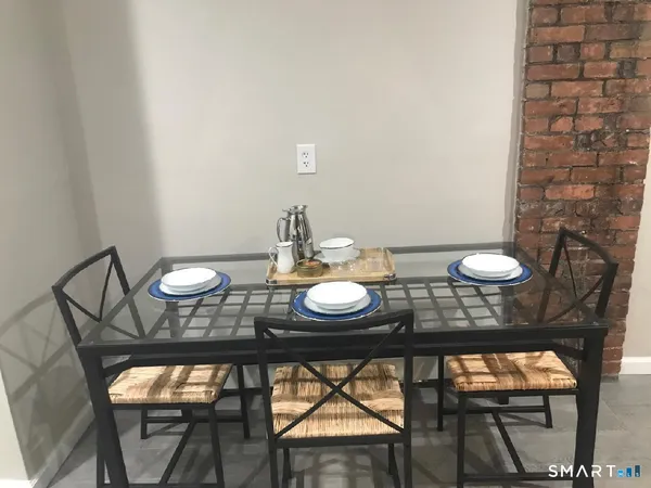 $2,600 | 531 East Street, New Haven, CT 06511