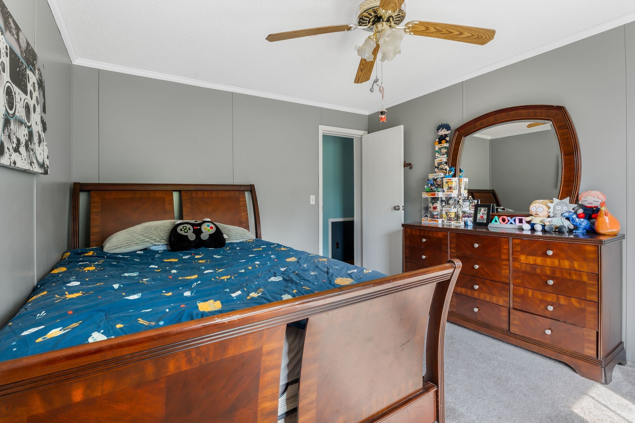960 Harsh Lane Castalian Springs, TN 37031 - Photo 25 of 51 a room with furniture and window