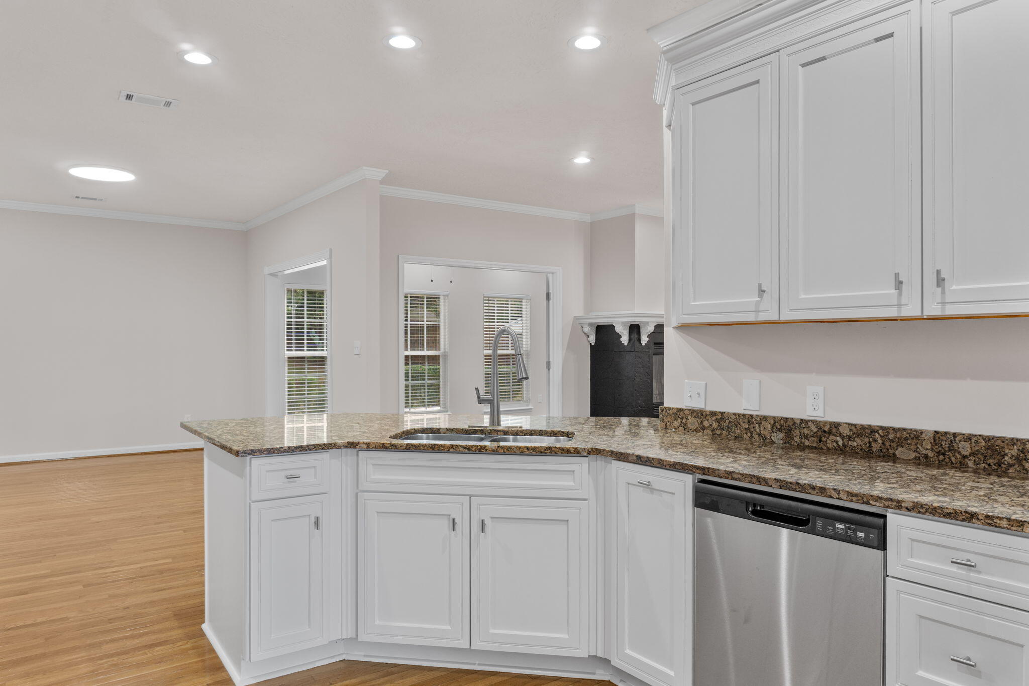 2209 Maple Drive North Augusta, SC 29860 - Photo 15 of 40 16-web-or-mls-DSC00086