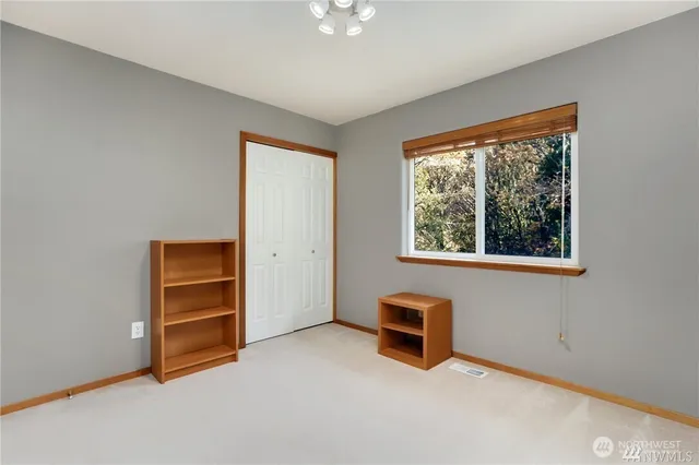 $4,200 | 16034 76th Place Northeast, Kenmore, WA 98028