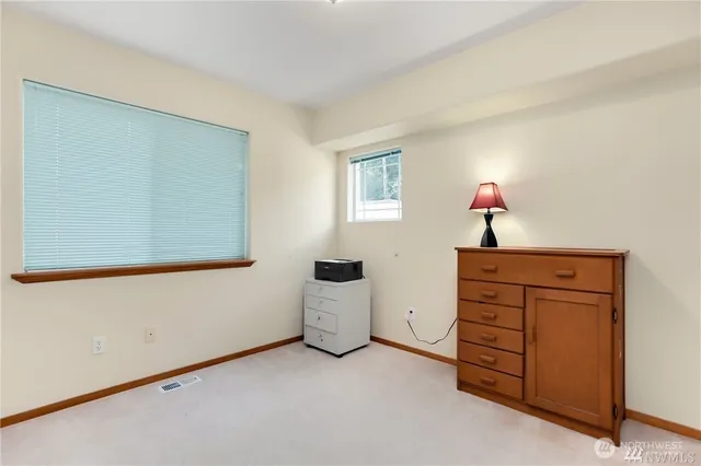 $4,200 | 16034 76th Place Northeast, Kenmore, WA 98028