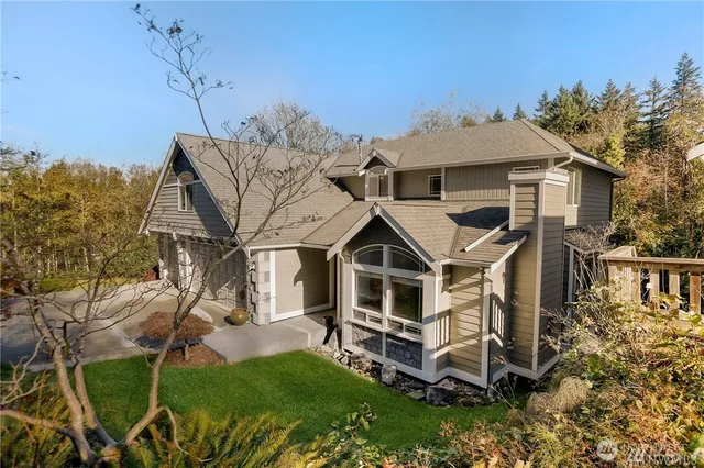 $4,200 | 16034 76th Place Northeast, Kenmore, WA 98028