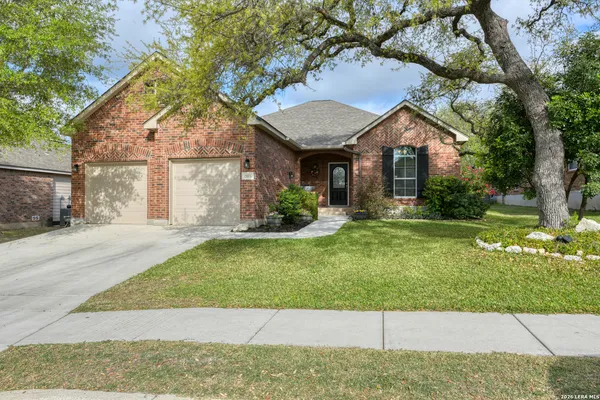 $425,000 | 15911 Los Sedona, Helotes, TX 78023