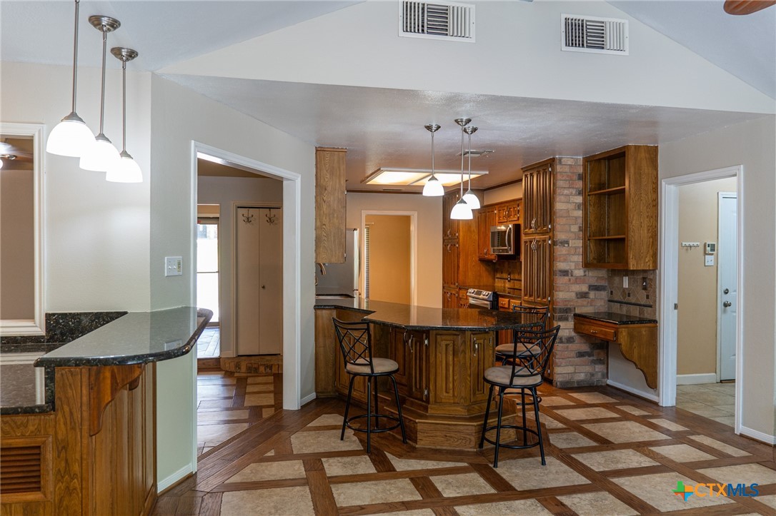 505 Pecos Trail Belton, TX 76513 - Photo 14 of 34