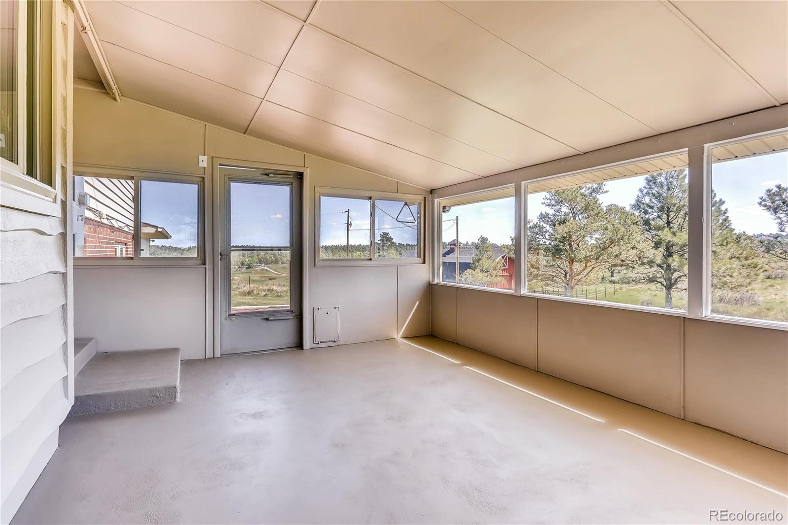 8585 Homestead Road Parker, CO 80138 - Photo 15 of 34 Gallery Image 15