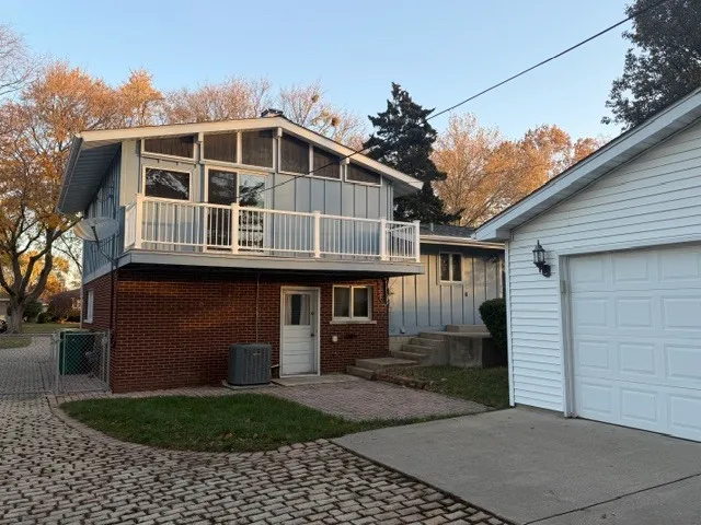 $269,900 | 1712 Taylor Street, Joliet, IL 60435