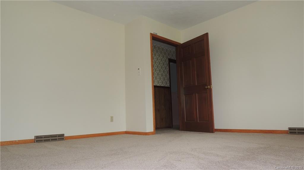 1313 Black Road Cherryville, NC 28021 - Photo 14 of 37 Gallery Image 14