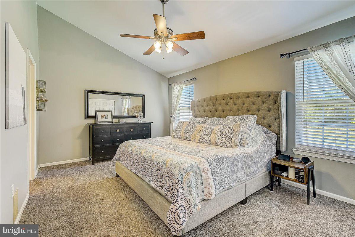 219 Springvalley Way Aston, PA 19014 - Photo 20 of 41 Primary Bedroom